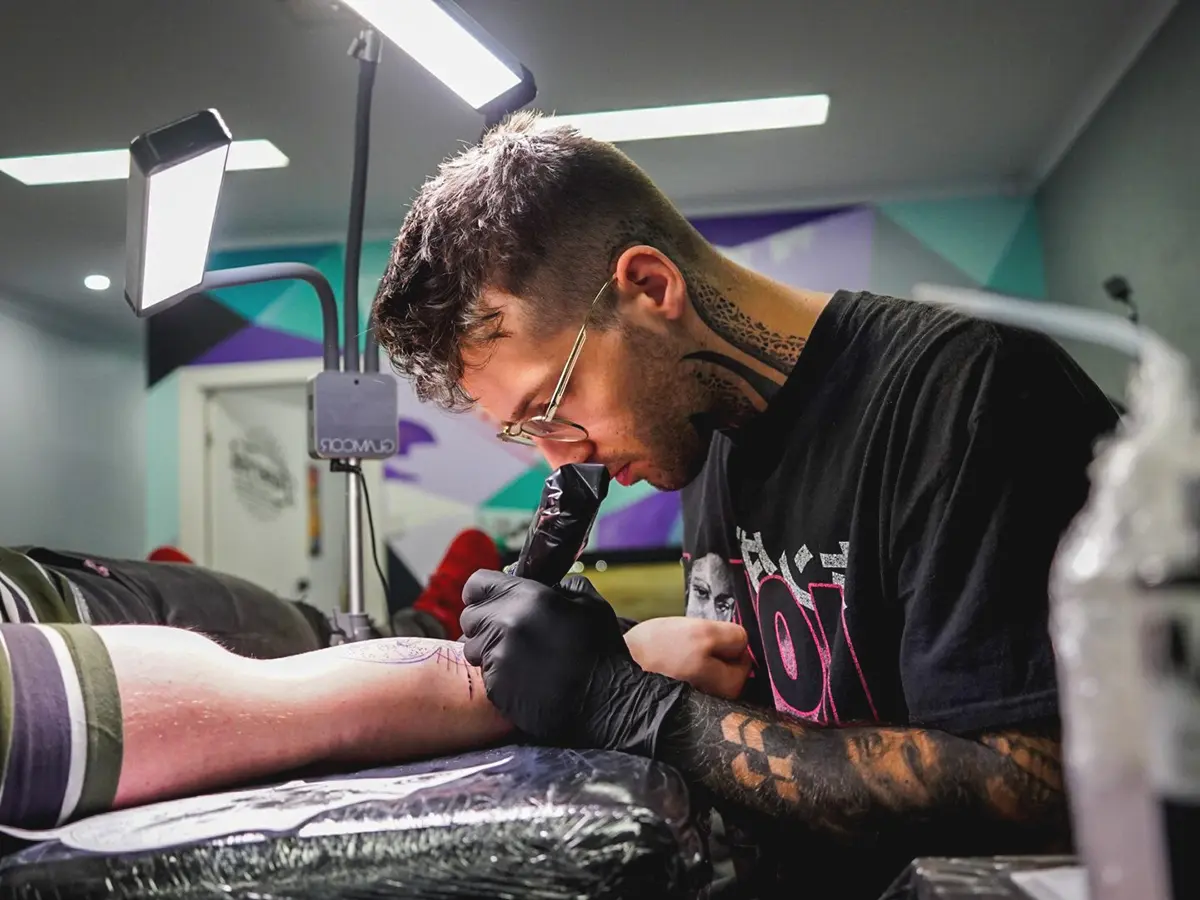 Read more about the article What to Expect from a Walk-In Tattoo Sydney Experience